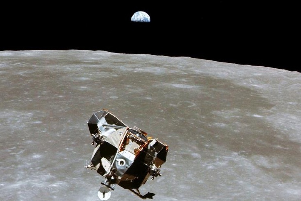 China, Russia agree to build lunar research station