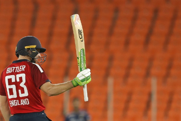 3rd T20I: England thrash India by 8 wkts, take 2-1 lead