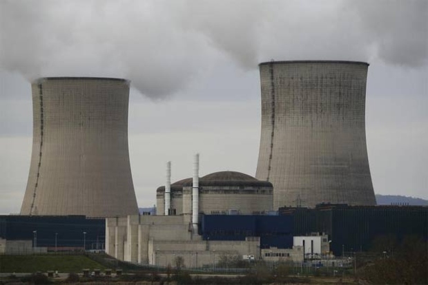 Pakistan connects its first 1,100MW nuclear power plant to national grid Pakistan connects its first 1,100MW nuclear power plant to national grid