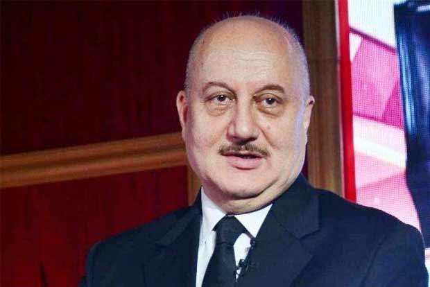 Anupam Kher urges people to follow Covid protocol Anupam Kher urges people to follow Covid protocol