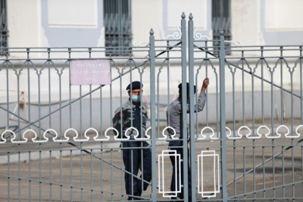 Two Australians detained in Myanmar: Report