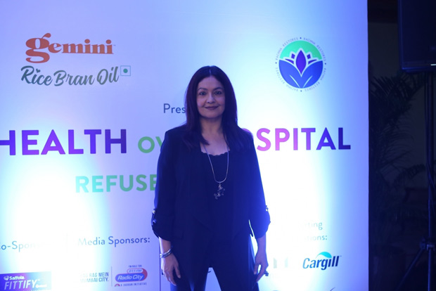 Pooja Bhatt: Mask up people