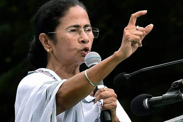 Mamata writes to oppn leaders, underscores assaults by BJP, govt on democracy