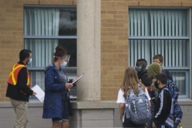 Ontario ban on entry of intl students to impact Indians