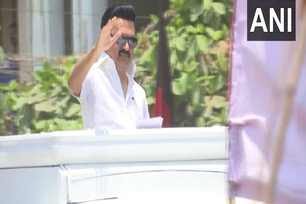 Landslide win for DMK in central region