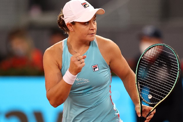 Madrid Open: Barty through to final after beating Swiatek