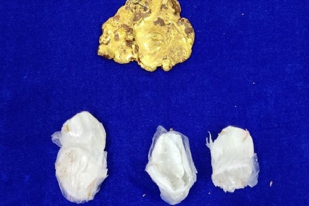 Customs seize gold worth Rs 28 lakhs at Chennai airport, one held Customs seize gold worth Rs 28 lakhs at Chennai airport, one held