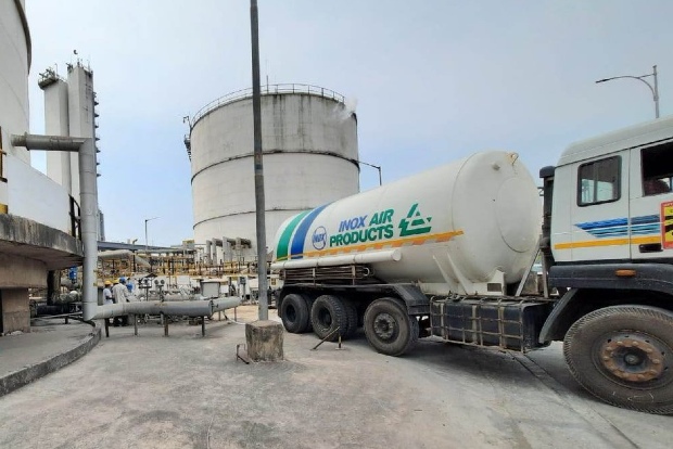 Andhra Police traces missing oxygen tanker, saves 400 patients Andhra Police traces missing oxygen tanker, saves 400 patients