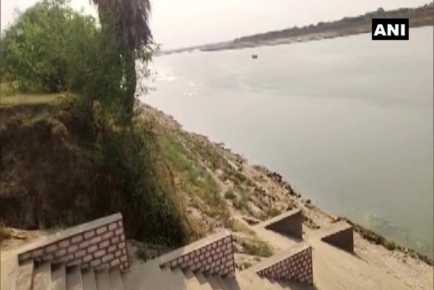 Human corpses float, pile up at Ganga bank, this time in Uttar Pradesh