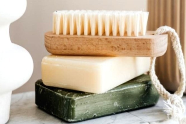 Go waterless with personal care