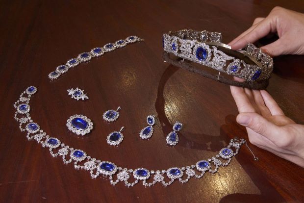 Imperial jewels sell for USD 3 million in Christie’s auction