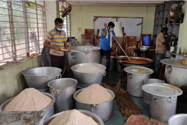 Trivandrum Press Club providing succour to needy with free lunches Trivandrum Press Club providing succour to needy with free lunches