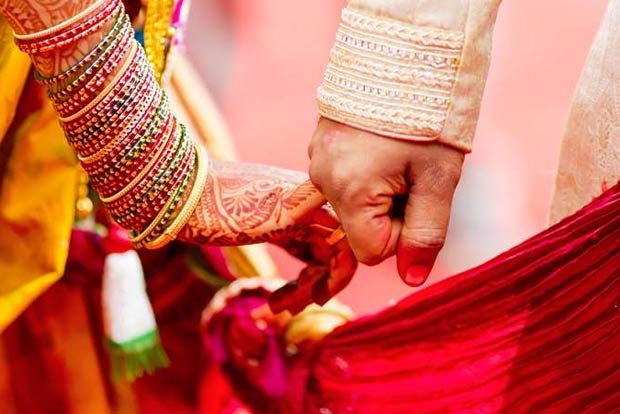 Groom goes missing, bride marries one of the baraatis Groom goes missing, bride marries one of the baraatis