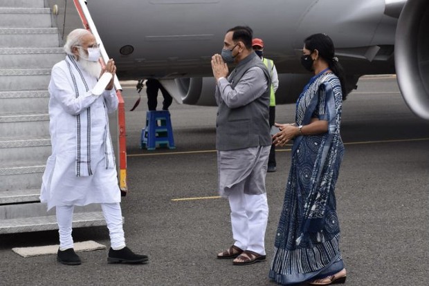 PM Modi undertakes aerial survey of cyclone-affected areas