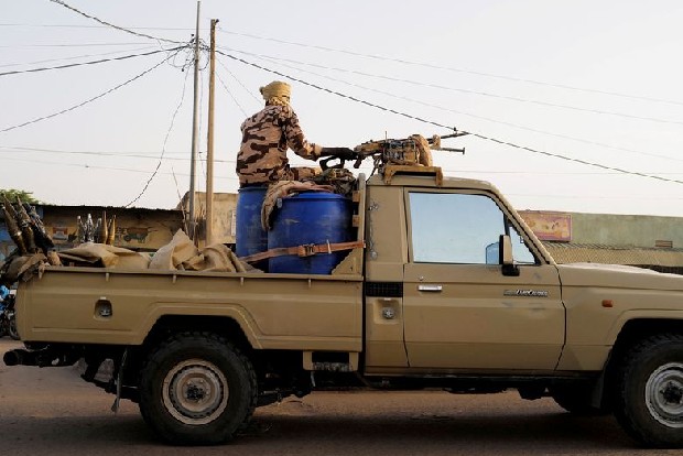 Africa Chadian security forces clash with protesters denouncing military takeover