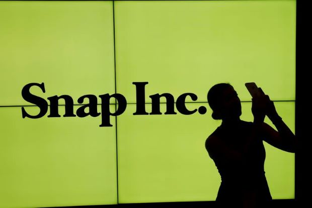 Snap adds money earning features, plans new augmented reality glasses