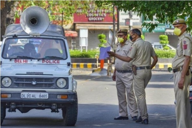 Delhi Police conducts special drive to create awareness about Covid-appropriate behaviour