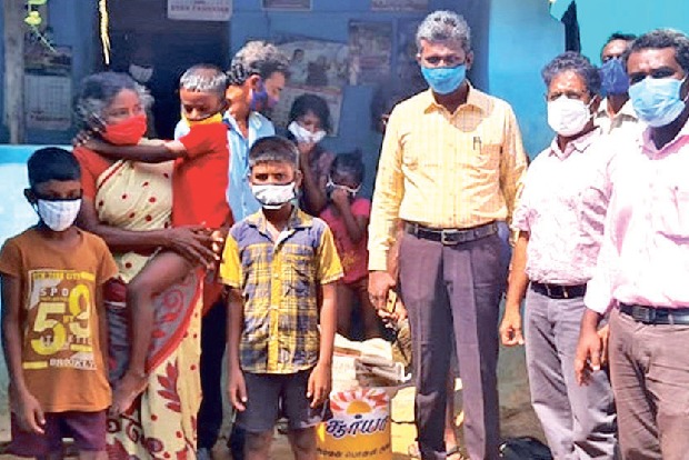 Future of 3 boys uncertain as single mother succumbs to COVID in Tirunelveli village