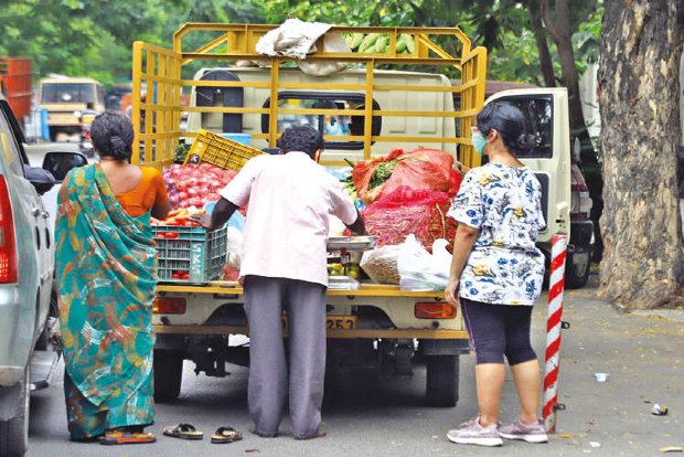 Contact details of mobile shops uploaded on Namma Chennai app