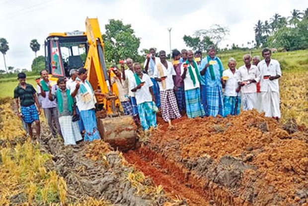 Ranipet ryots stop highway boundary marking work