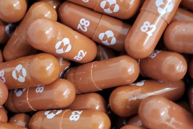 UK Becomes First Country To Approve Mercks Oral Covid Pill