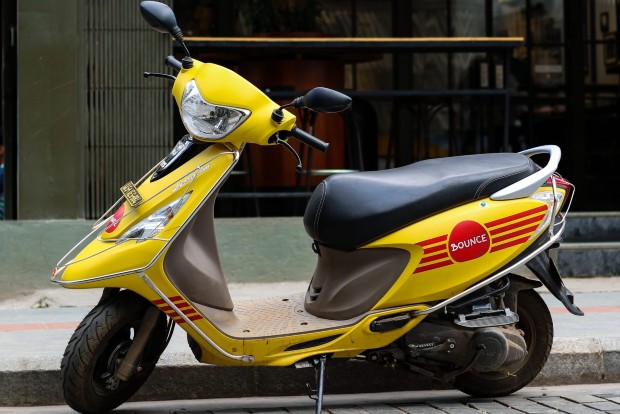 Bounce eyes USD 100mn investment in e-scooter mfg, battery swapping infra