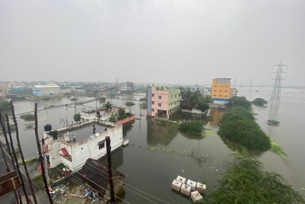 Showers, flooding toss Chennai, 14 killed in rain battered TN