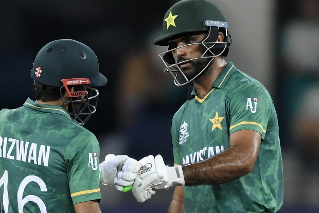 T20 World Cup: Zaman, Rizwan fifties power Pakistan to 176/4 against Australia