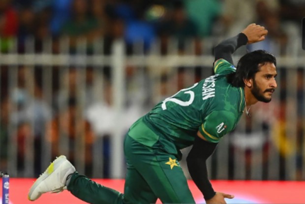 Babar backs Hasan Ali, says players can drop catch