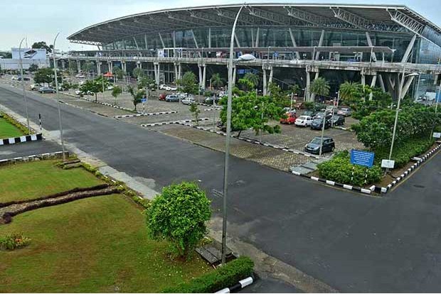 Tamil Nadu seeks Centres cooperation to clear decks faced in expansion of 4 airports
