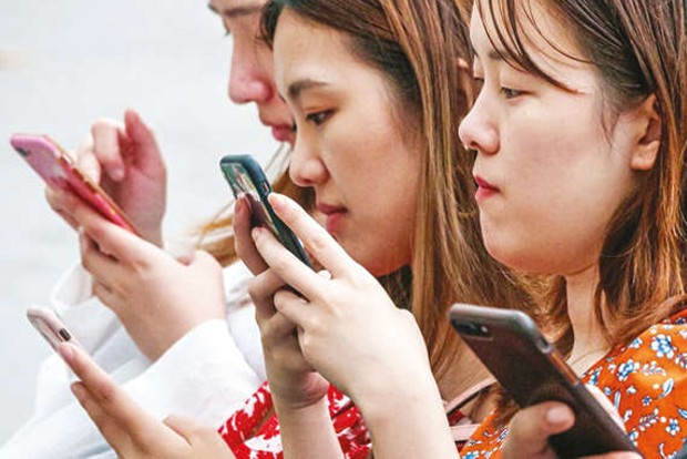 The secret to a better internet? Post less, chat more