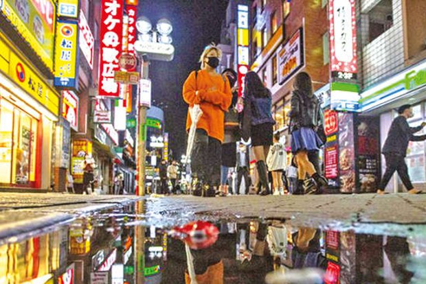 Japan proposes record stimulus package to fix ailing economy