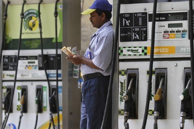 Pondy co-operative petrol bunks refuse to fill fuel for MLAs’ vehicles