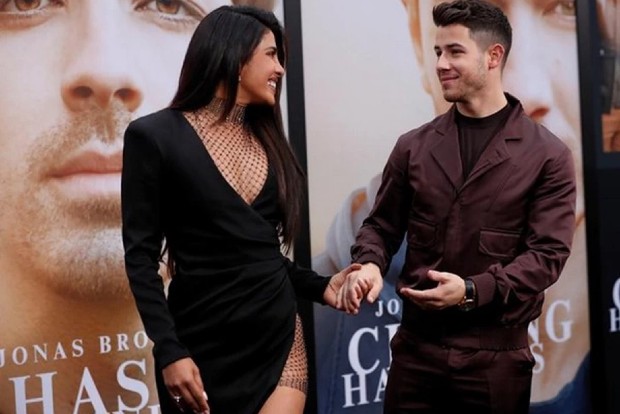 Priyanka Chopra drops romantic comment on Nick Jonas latest post amid split rumours