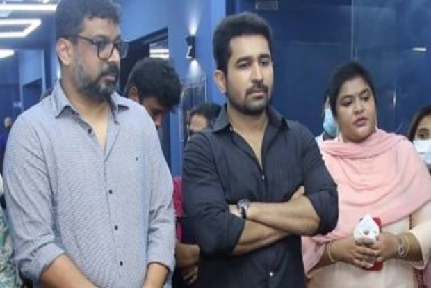 Vijay Antonys next film commences with puja