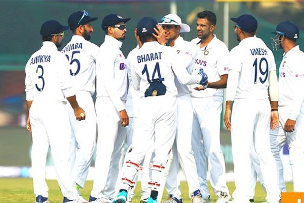 INDvsNZ Day 3: Umesh removes Williamson as New Zealand reach 197/2 at lunch