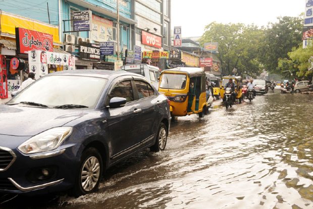 Incessant rains hamper normal life in Puducherry