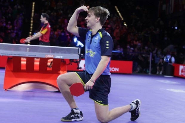Table tennis worlds: Fan, Moregard set up mens singles final
