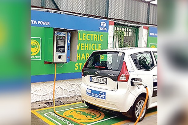 Foreign automakers ask U.S. House Democrats to reject union EV tax credit