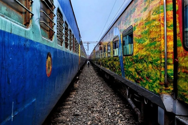 Crack on track near Tambaram delays trains