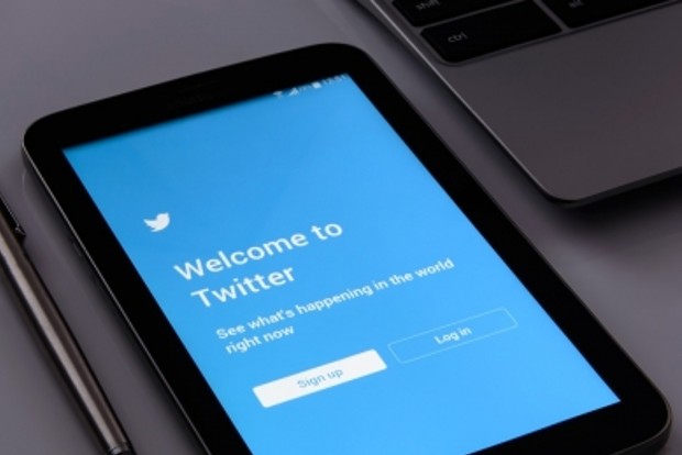 Twitter testing prompts to warn users before potentially intense conversation