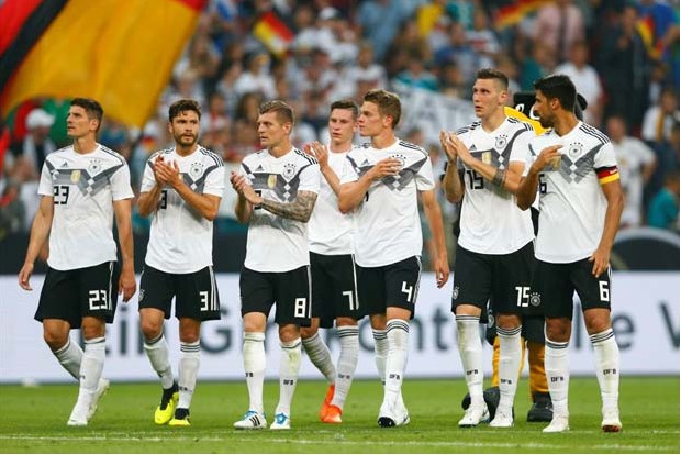 Japans World Cup hopes in danger after loss to Saudi Arabia