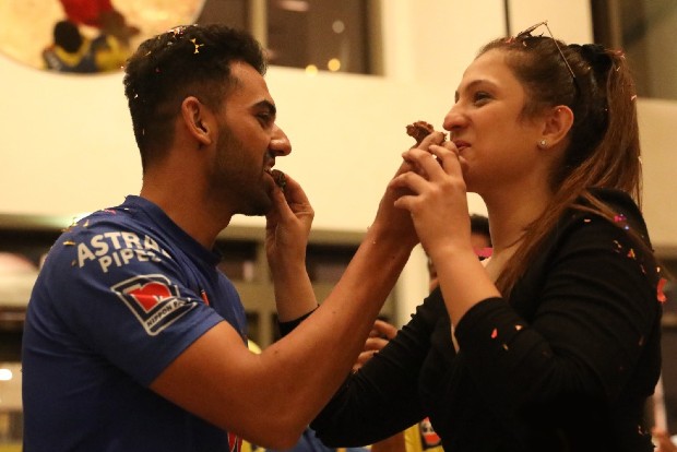 IPL 2021: Deepak Chahar proposes his girlfriend Jaya after Chennai Super Kings vs Punjab Kings match