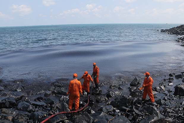 Authorities downgrade size of oil spill off California coast