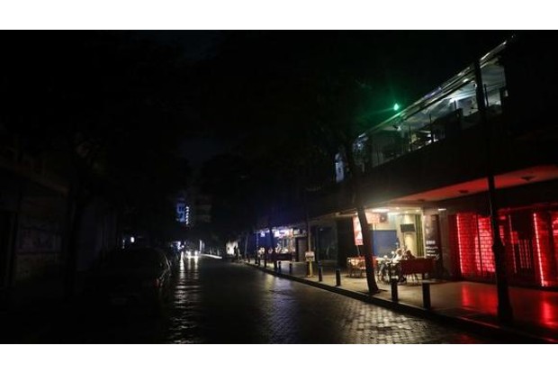 Lebanon faces total blackout as main power stations run out of fuel