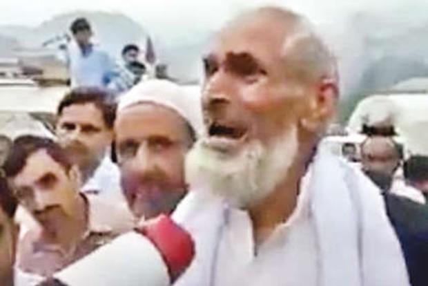 Unrelated videos shared as recent violence in Kashmir Unrelated videos shared as recent violence in Kashmir