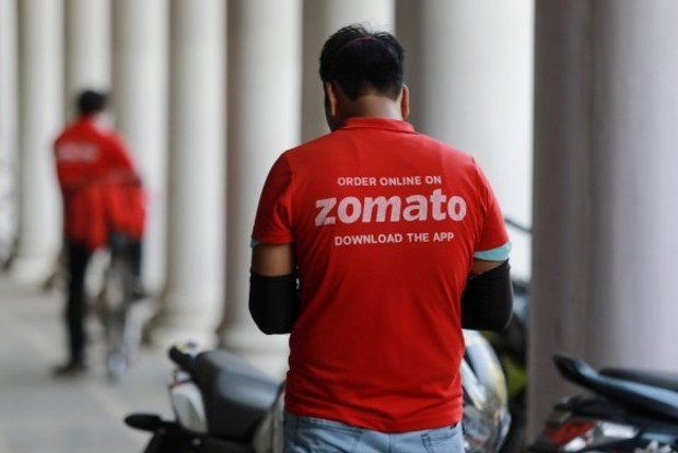 Zomato agent in Chennai schools customer on Hindi