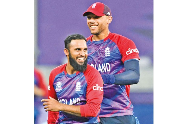 England demolishes toothless Windies England demolishes toothless Windies