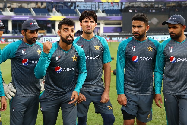World Cup T20: Pakistan elects to bowl against India