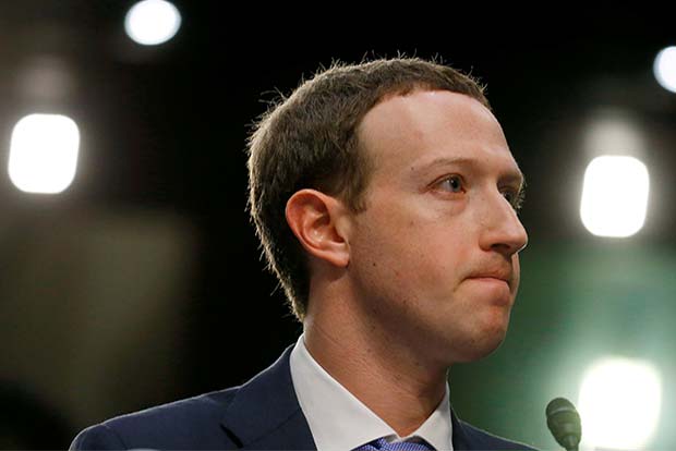 Bruised Zuckerberg escalates big festive ad war with Cooks iOS14